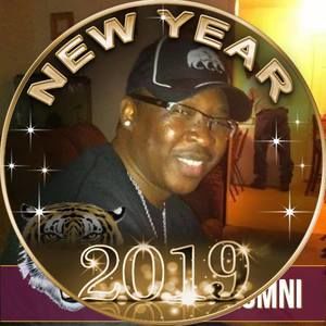 Meet your Posher, Dennis